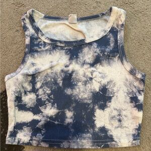 Blue/White tie dye crop top size 10/11y